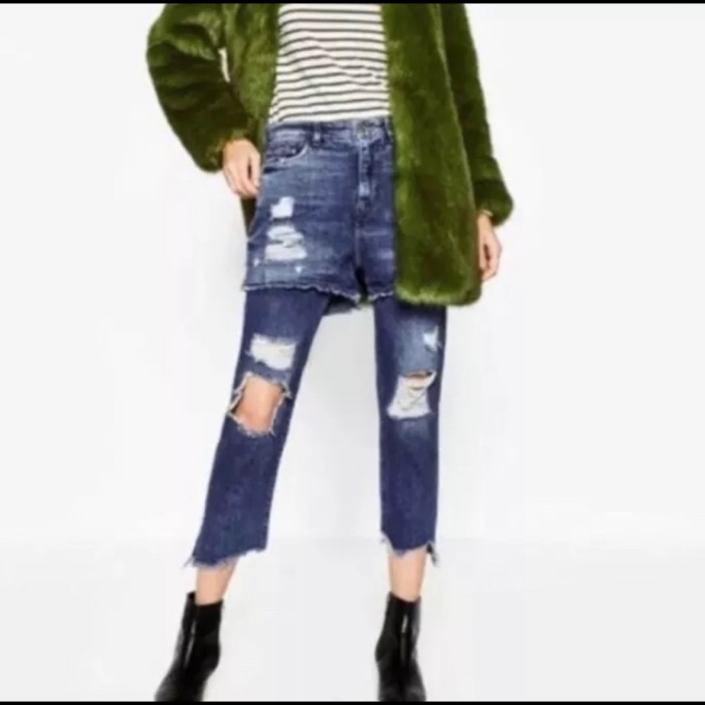 NWT ZARA BOYFRIEND TRAFALUC JEAN SHORT PANT US6